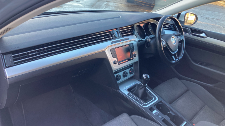 Volkswagen Passat 2.0 TDI SE Business 5dr Diesel Estate